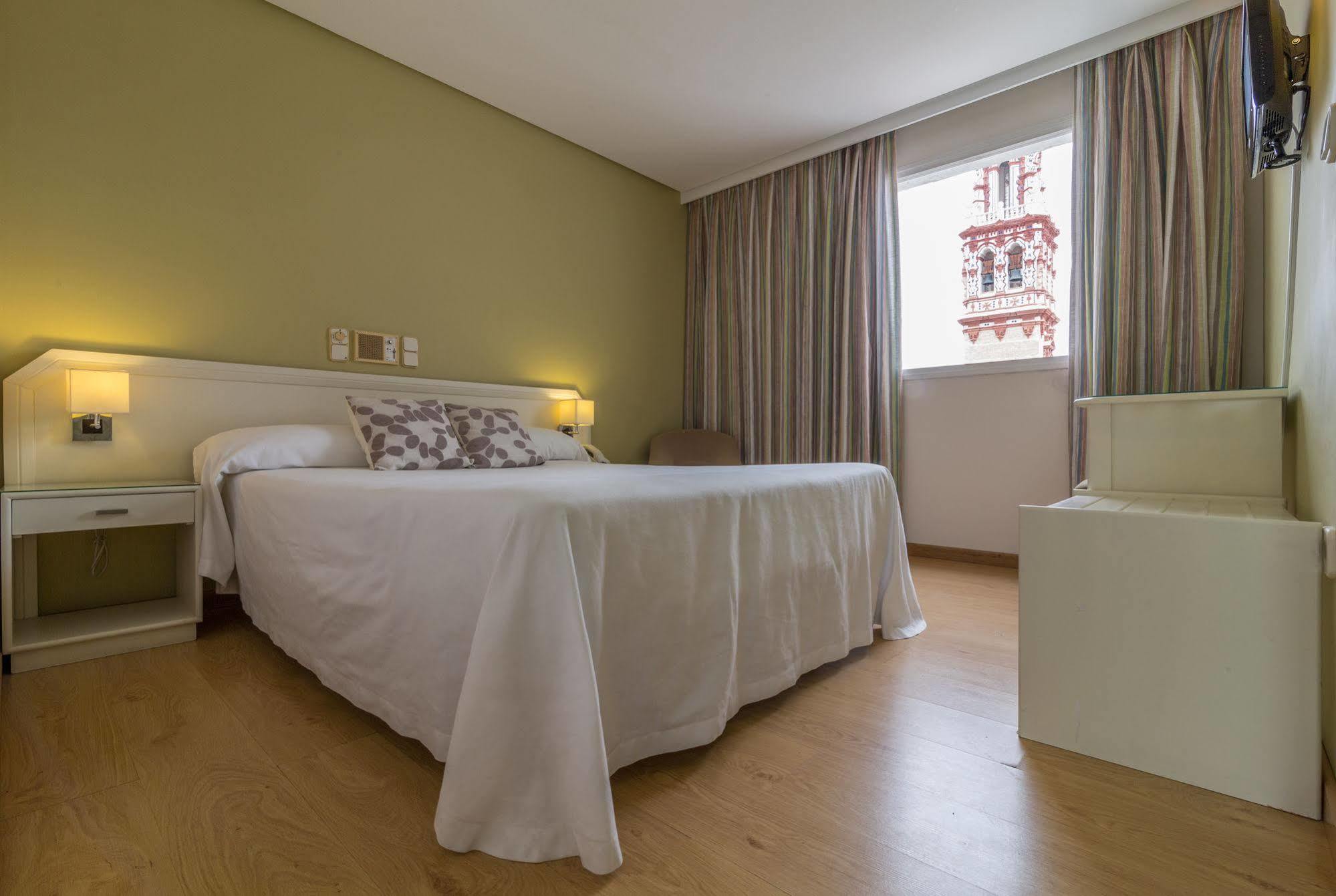 Hotel Plateria Écija Kültér fotó